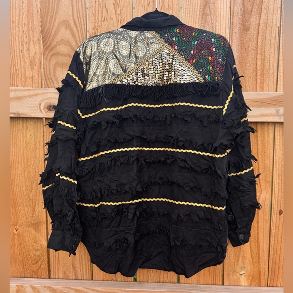 NANCY-K Vintage Western Embellished Button Front Long Sleeve Top - Picture 2 of 13